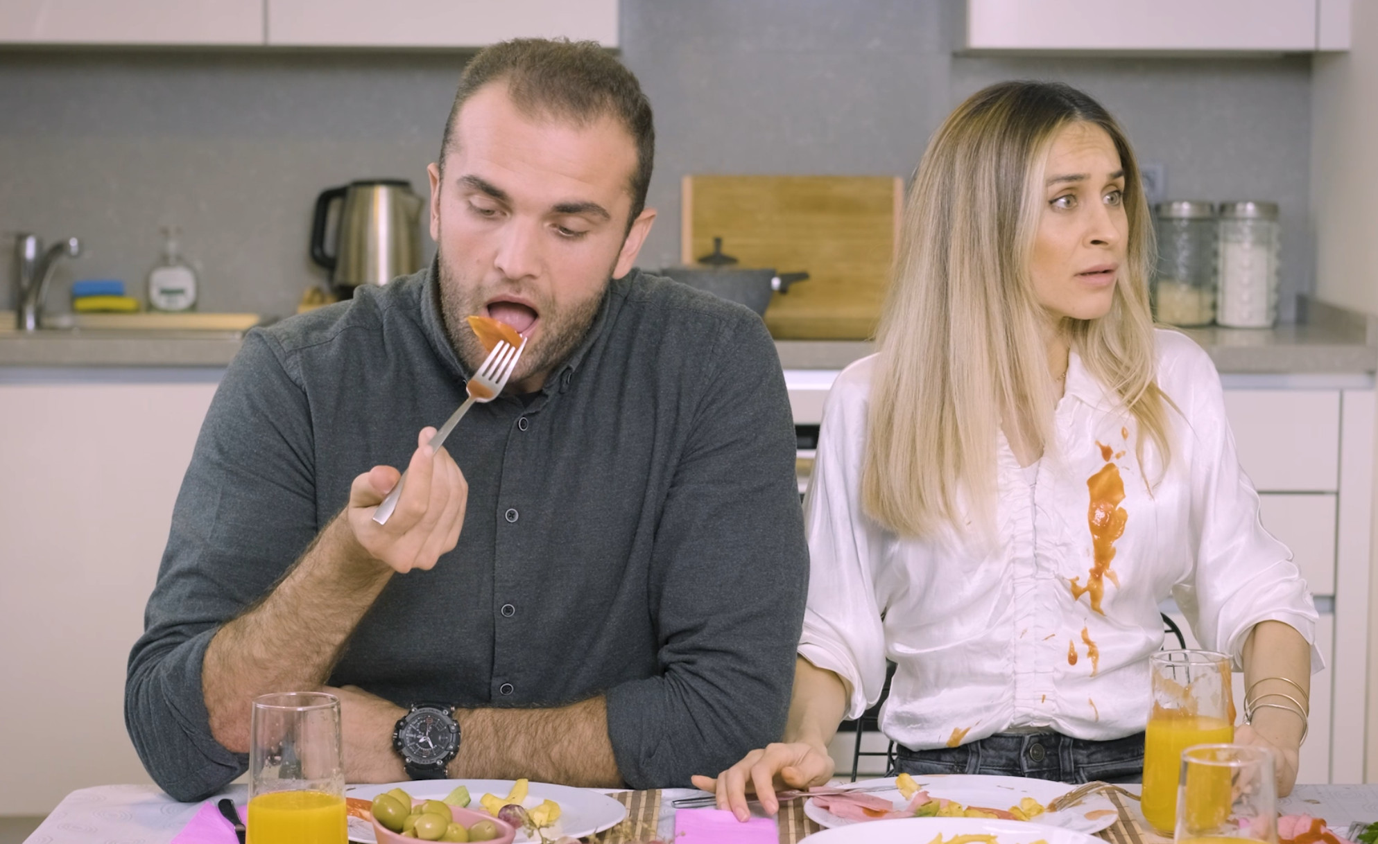 WhiteDay Leke Çıkaraıcı Islak Mendil tanıtım videosu